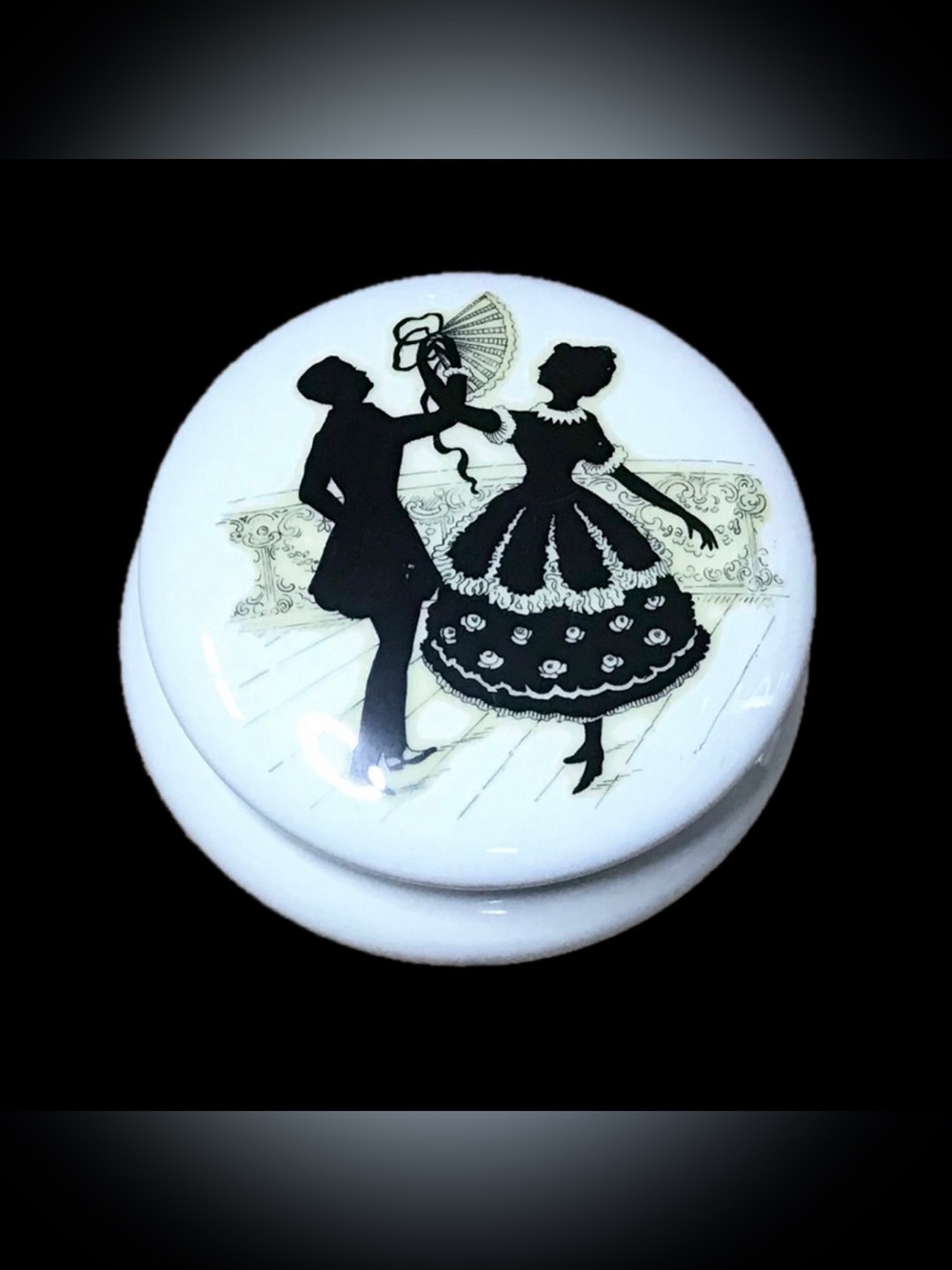 Vintage Courting Couple Silhouette Vanity Dish Trinket Box White Black France